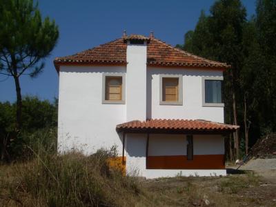 Single Family Home For sale in Tondela, Central, Portugal - E.N. 2 